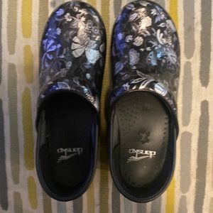 Dansko clogs. Size 36
